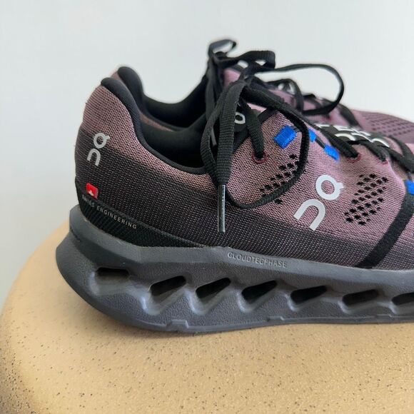 OnCloud Women’s Cloudsurfer Road Running Shoes in Black - Picture 3 of 16